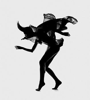 Flora Borsi - Des Monstres I available in 3 sizes