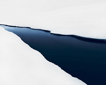 Work: Stream #50 30x37.5, 40x50", 56x70"