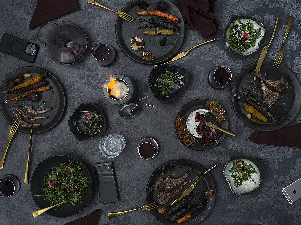 Christos Palios, Decadence
Archival pigment print on paper, Sizes vary